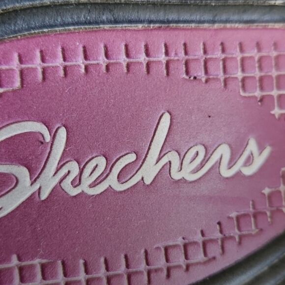 Skeckers, Sz 6, Black Faux Suede/Studs Strappy Mules Slip on Wedge Heels - Picture 5 of 9